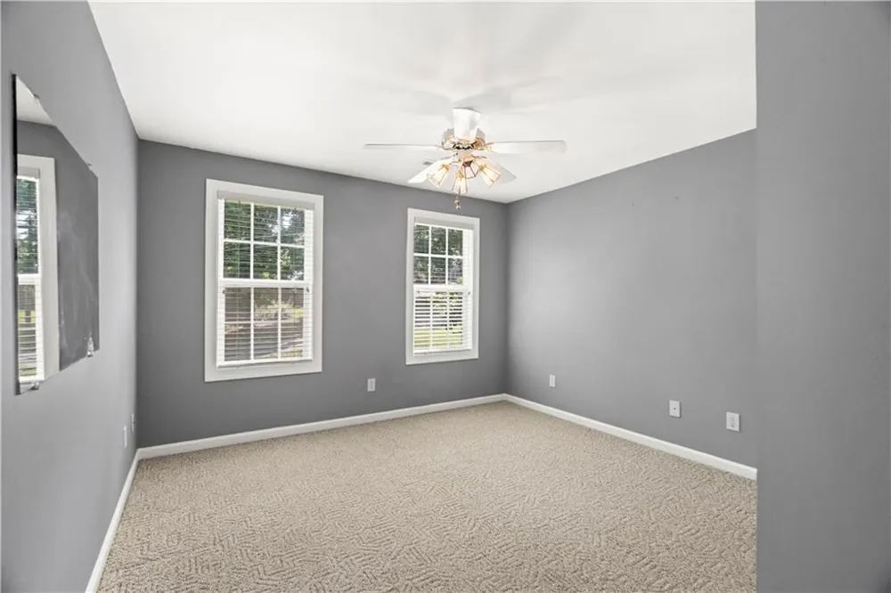 185 Thornwood Drive SE Calhoun, GA 30701