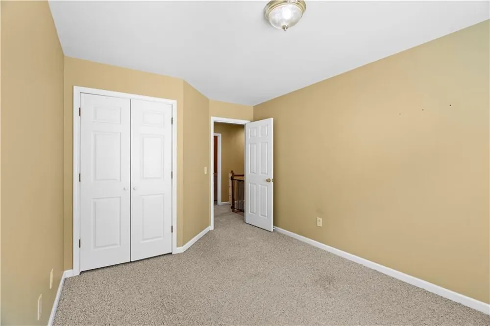 185 Thornwood Drive SE Calhoun, GA 30701