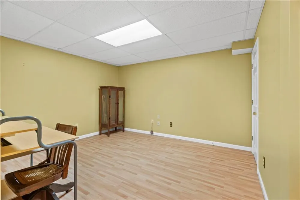 185 Thornwood Drive SE Calhoun, GA 30701
