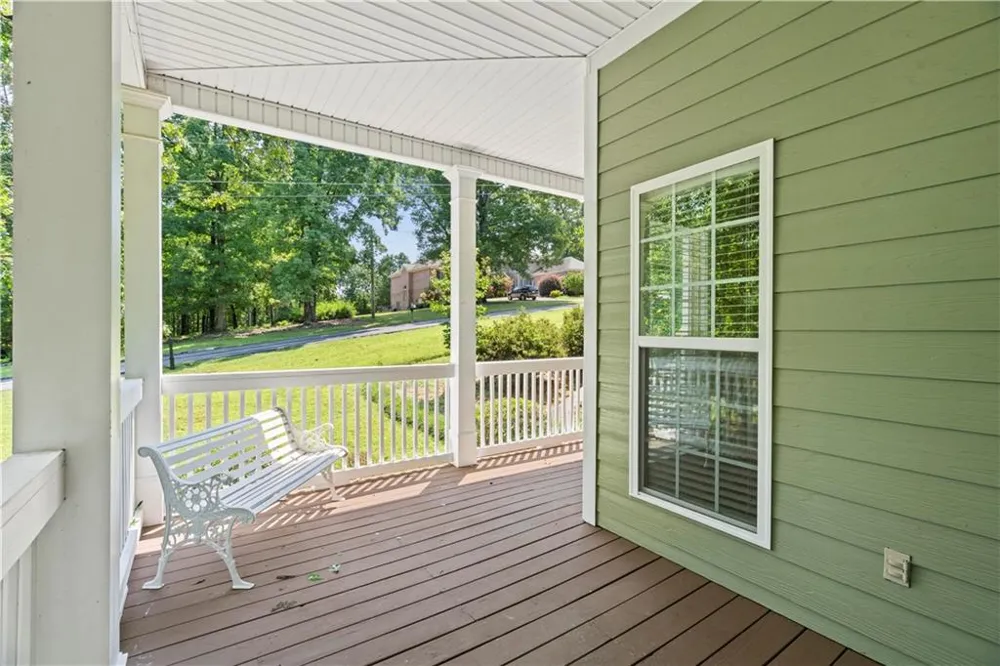 185 Thornwood Drive SE Calhoun, GA 30701