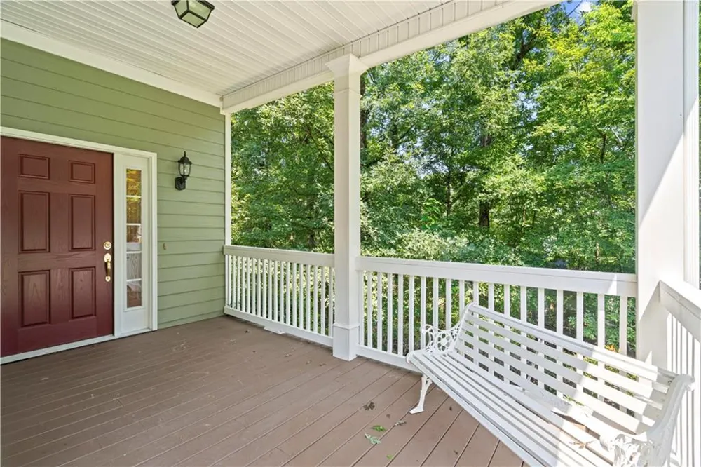 185 Thornwood Drive SE Calhoun, GA 30701