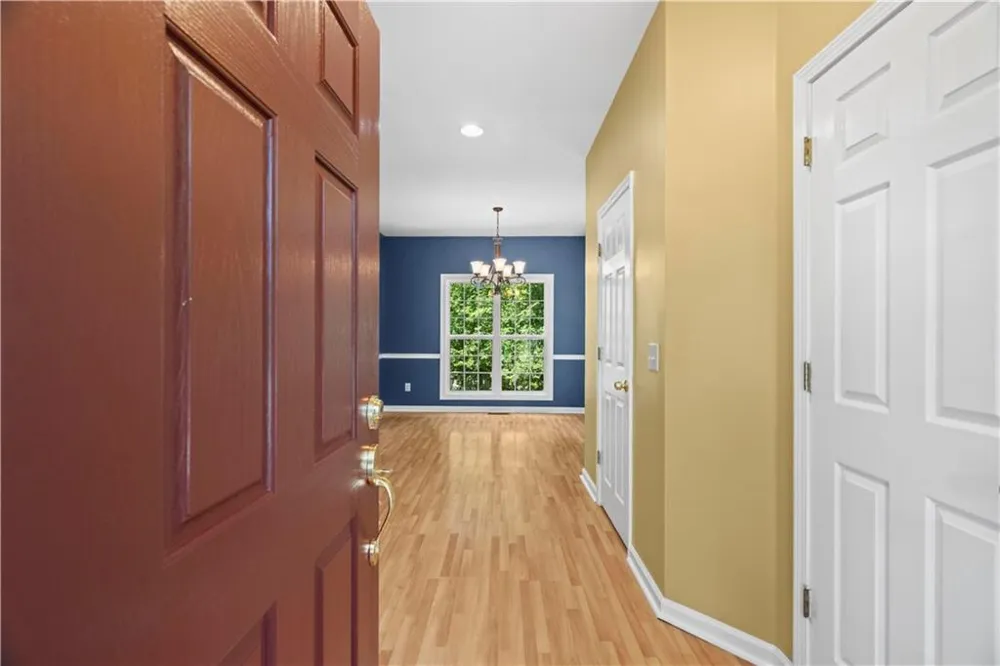 185 Thornwood Drive SE Calhoun, GA 30701