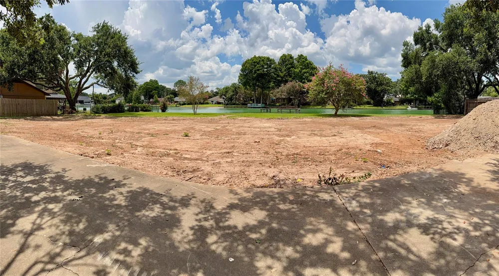711 Salerno Street Sugar Land, TX 77478