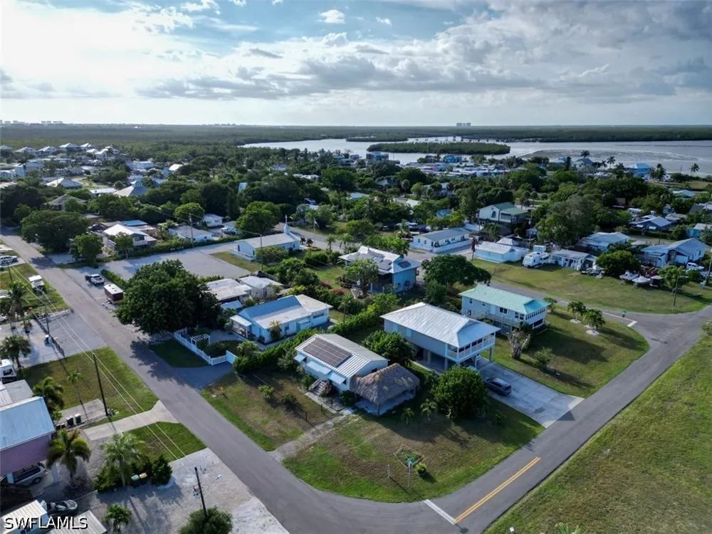 Coconut Avenue Other, FL 34140