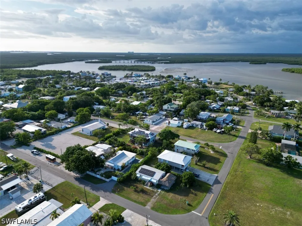 Coconut Avenue Other, FL 34140