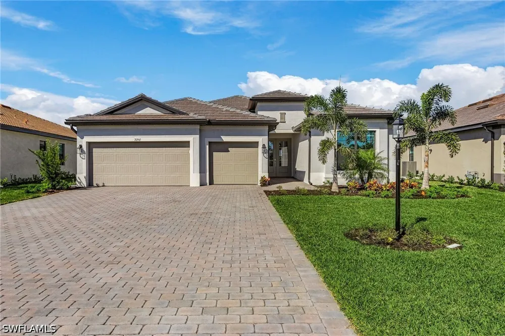 Napa Loop Estero, FL 33928