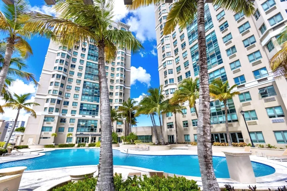 103 AVENIDA JOSE DE DIEGO #2404 Este San Juan, PR 00911