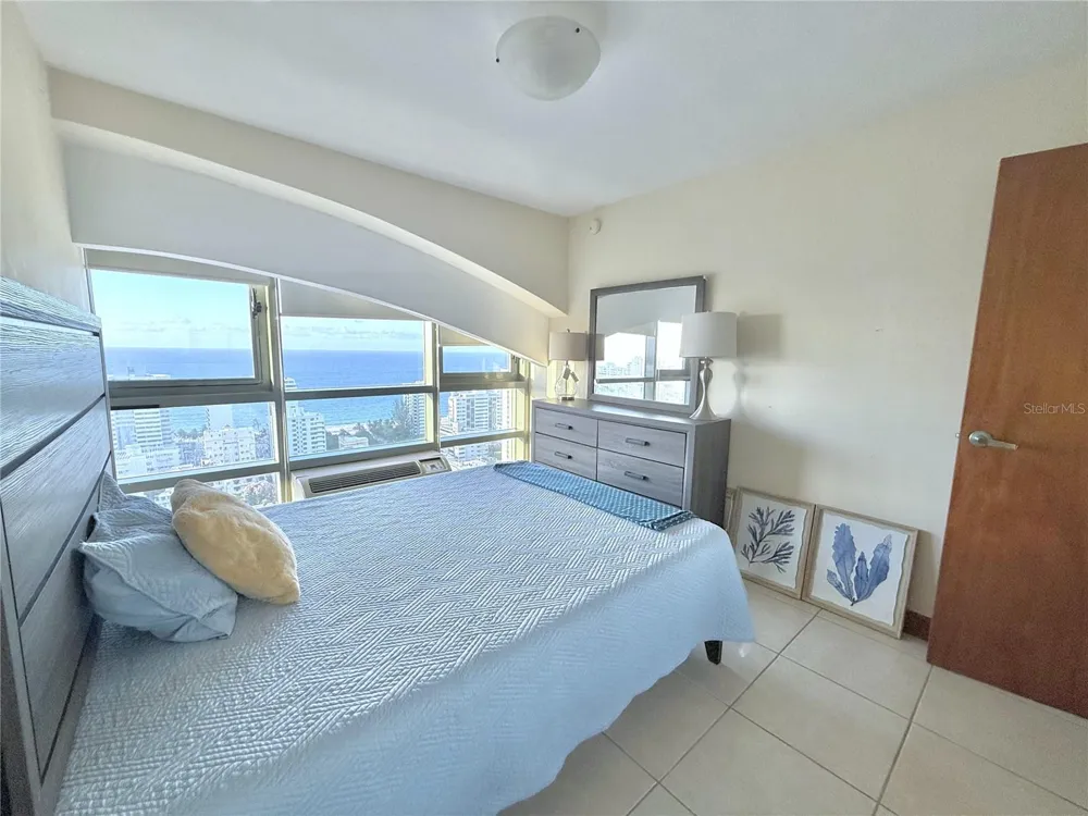 103 AVENIDA JOSE DE DIEGO #2404 Este San Juan, PR 00911
