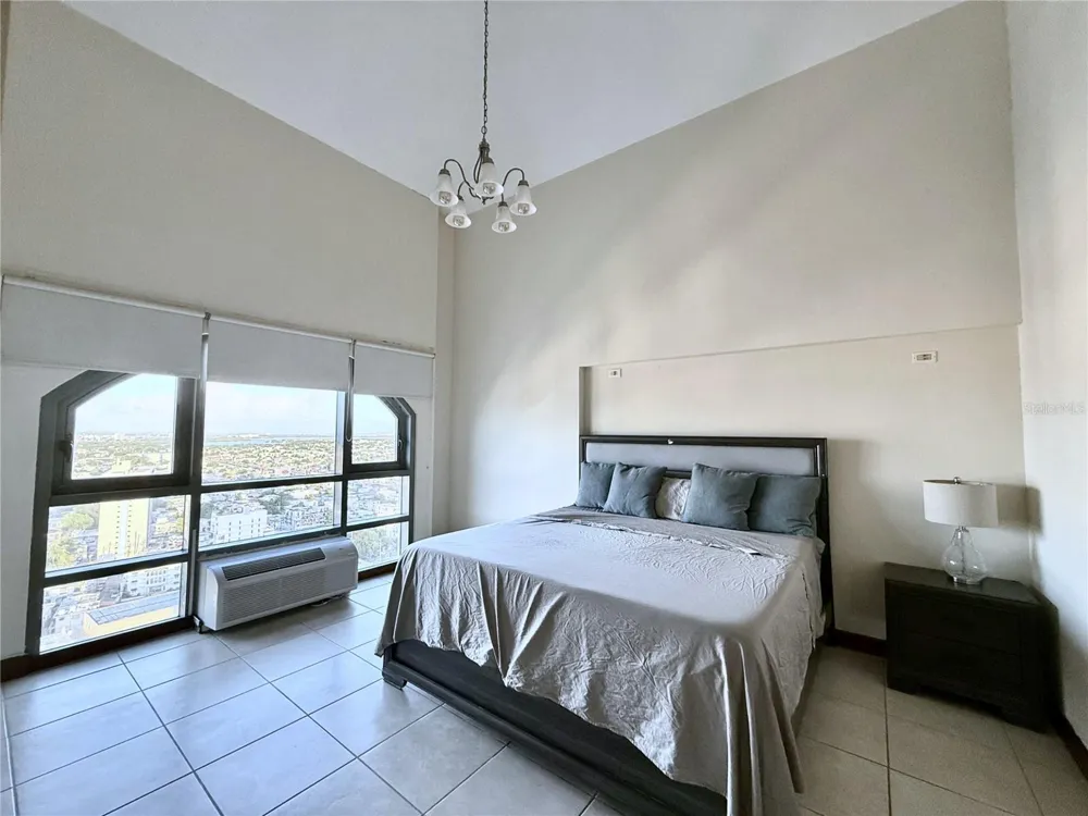 103 AVENIDA JOSE DE DIEGO #2404 Este San Juan, PR 00911