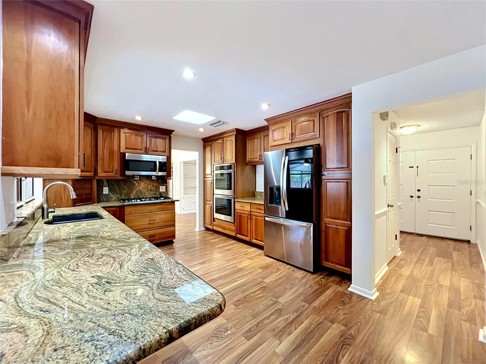 105 CEDAR OAK TRAIL Longwood, FL 32750