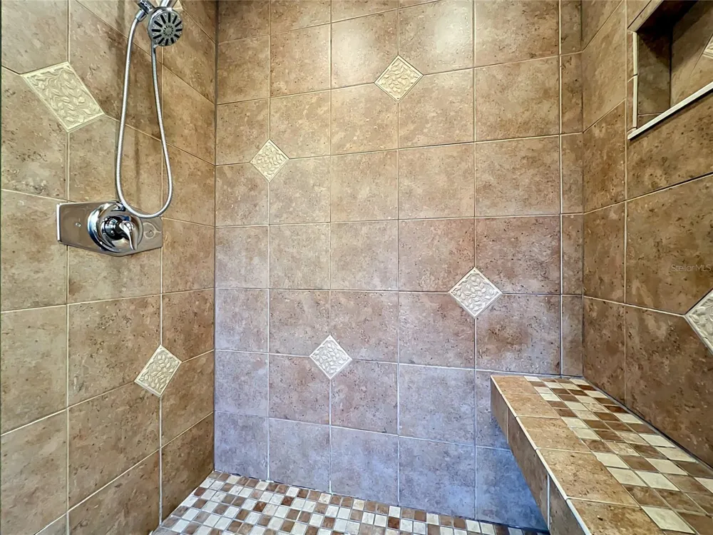 105 CEDAR OAK TRAIL Longwood, FL 32750