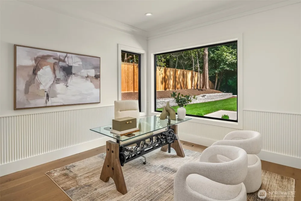 2009 102nd Place SE Bellevue, WA 98004