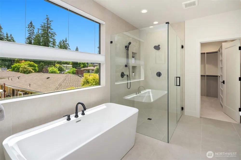 3802 145th Avenue SE Bellevue, WA 98006