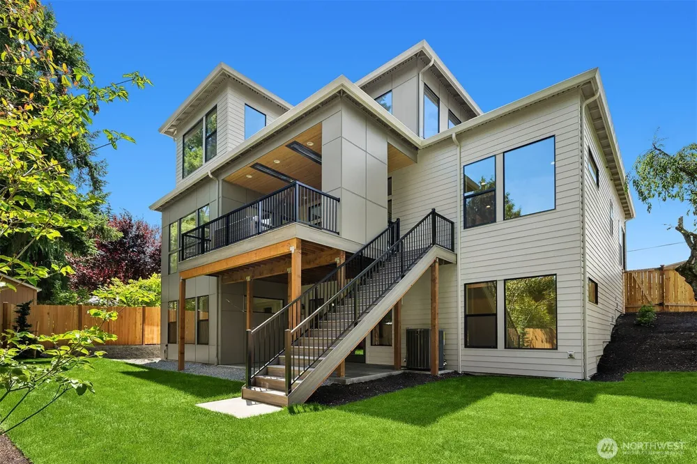 3802 145th Avenue SE Bellevue, WA 98006
