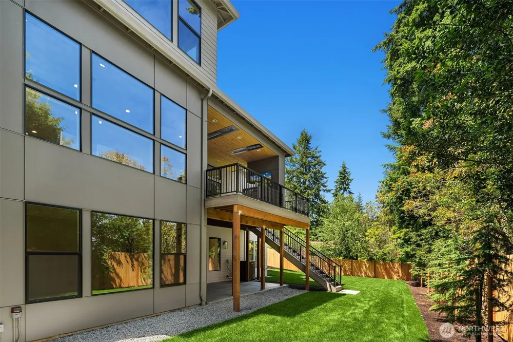3802 145th Avenue SE Bellevue, WA 98006