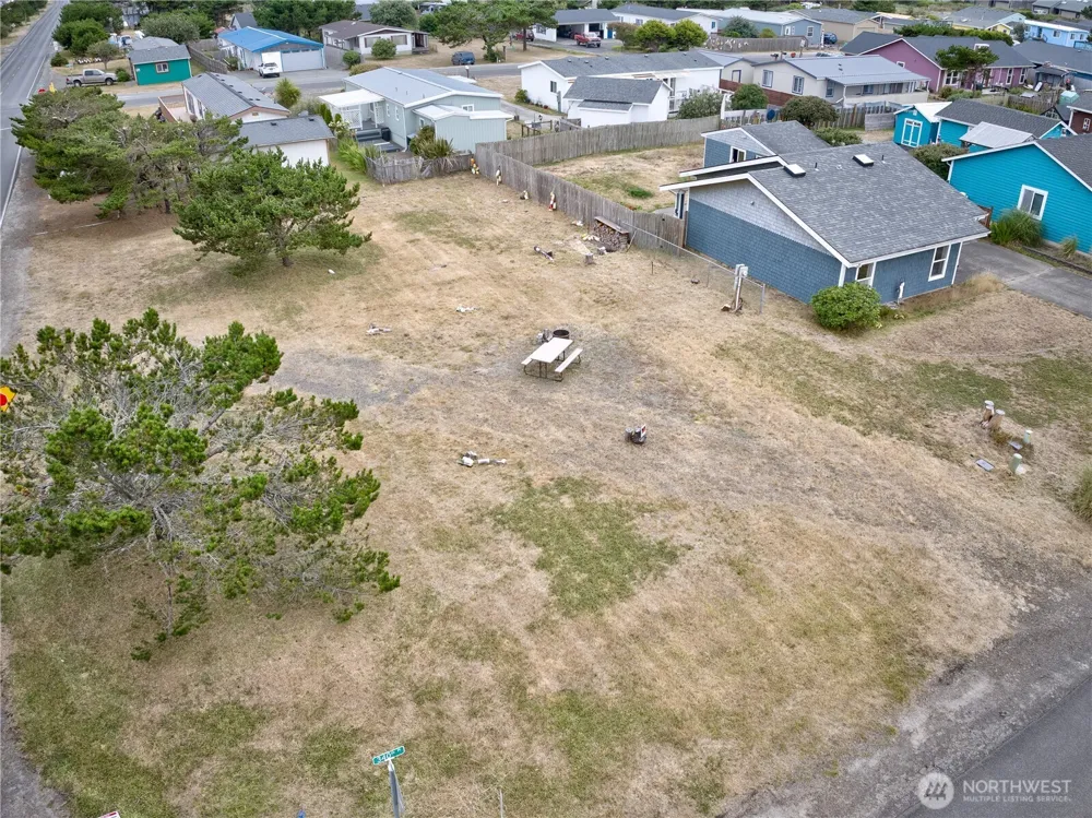 814 340th Place Ocean Park, WA 98640