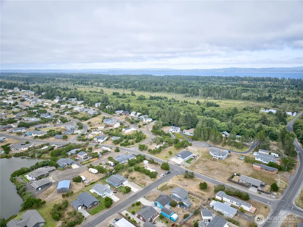 814 340th Place Ocean Park, WA 98640