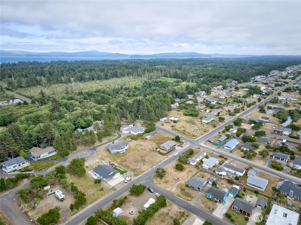 814 340th Place Ocean Park, WA 98640