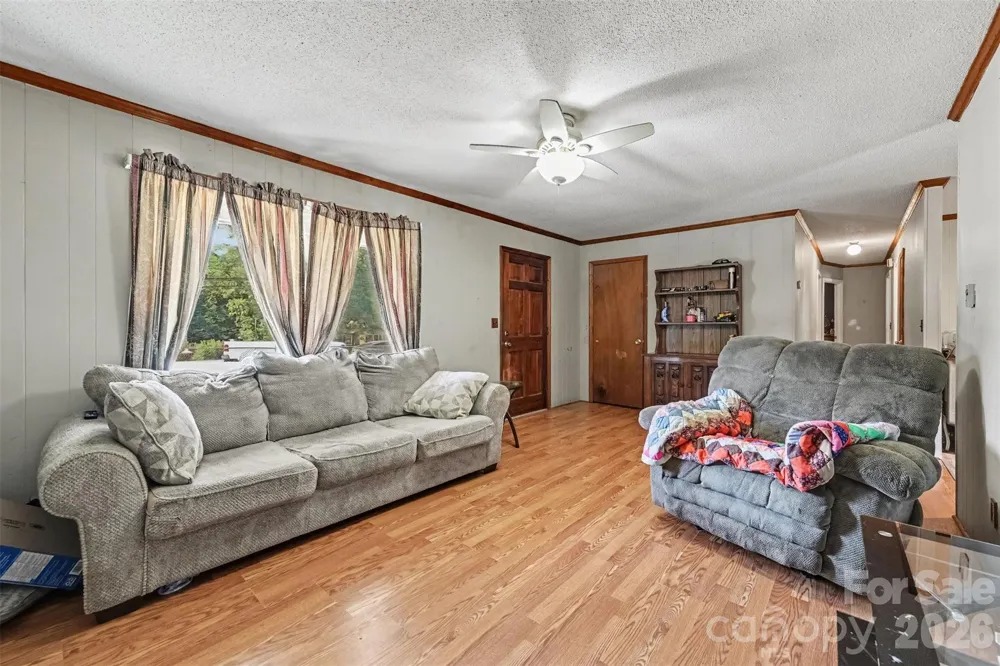 808 E Chestnut Street Stanley, NC 28164