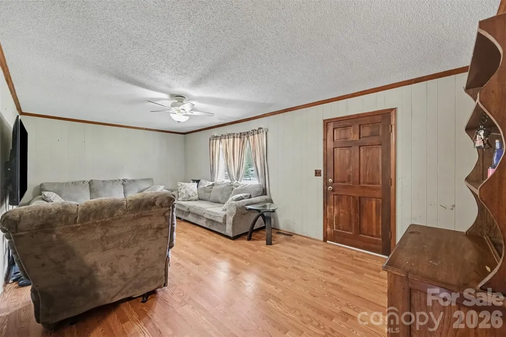 808 E Chestnut Street Stanley, NC 28164