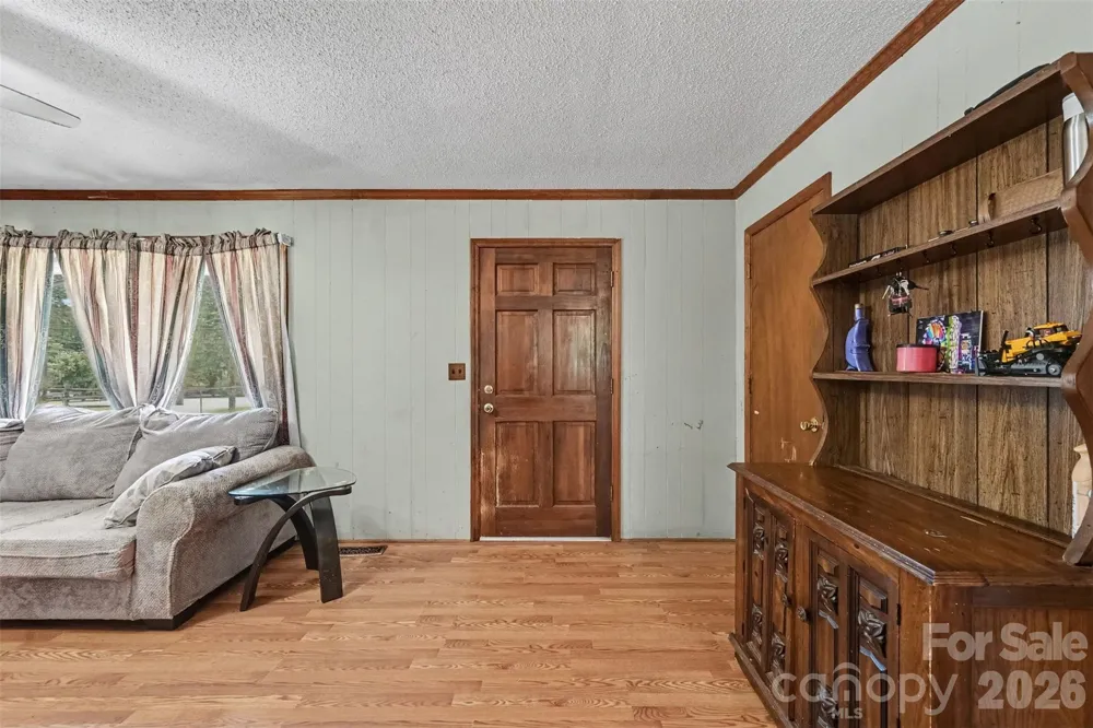 808 E Chestnut Street Stanley, NC 28164