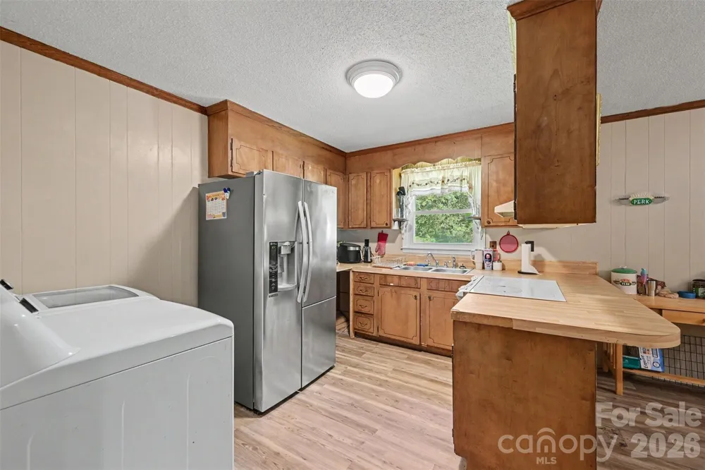 808 E Chestnut Street Stanley, NC 28164
