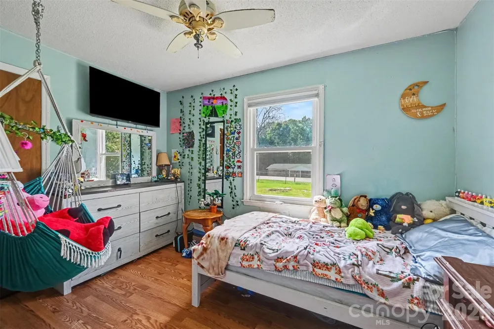 808 E Chestnut Street Stanley, NC 28164