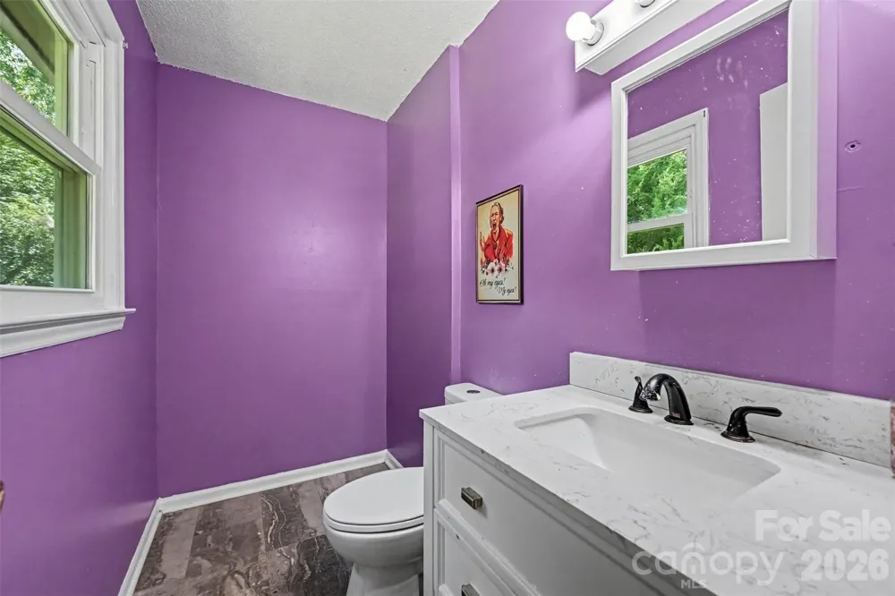 808 E Chestnut Street Stanley, NC 28164