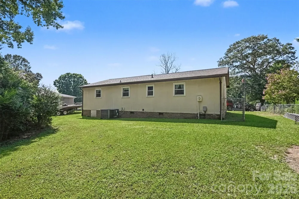 808 E Chestnut Street Stanley, NC 28164