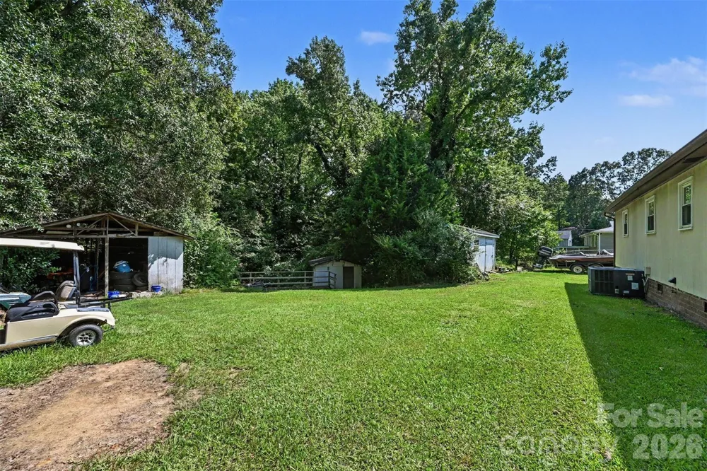 808 E Chestnut Street Stanley, NC 28164