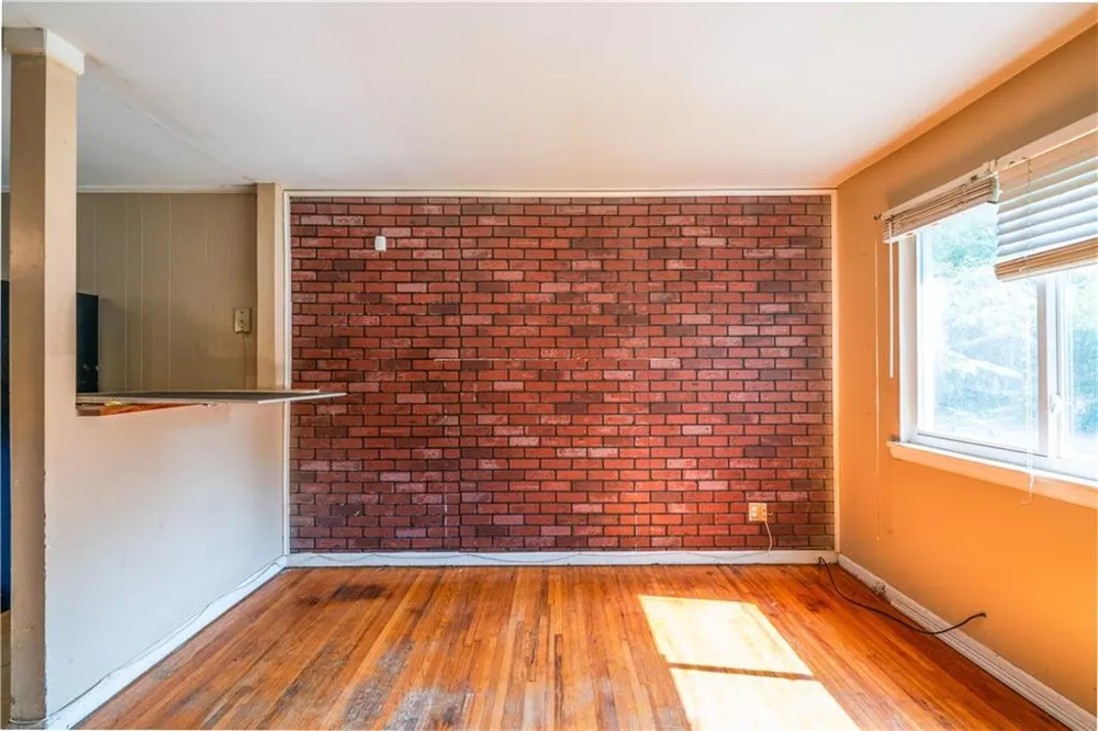 6281 Amherst Drive Riverdale, GA 30274