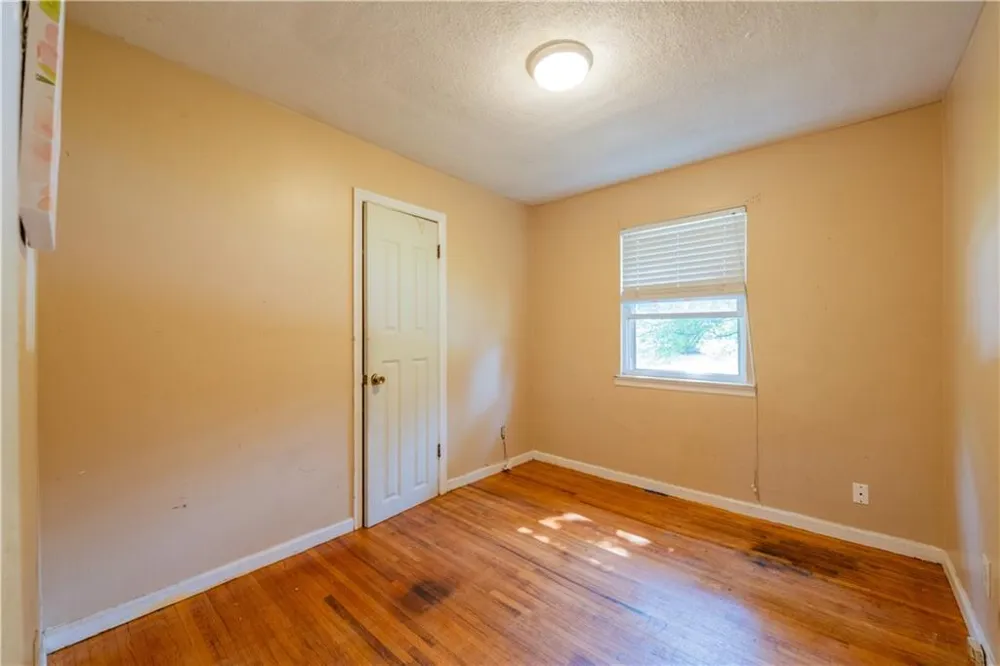 6281 Amherst Drive Riverdale, GA 30274