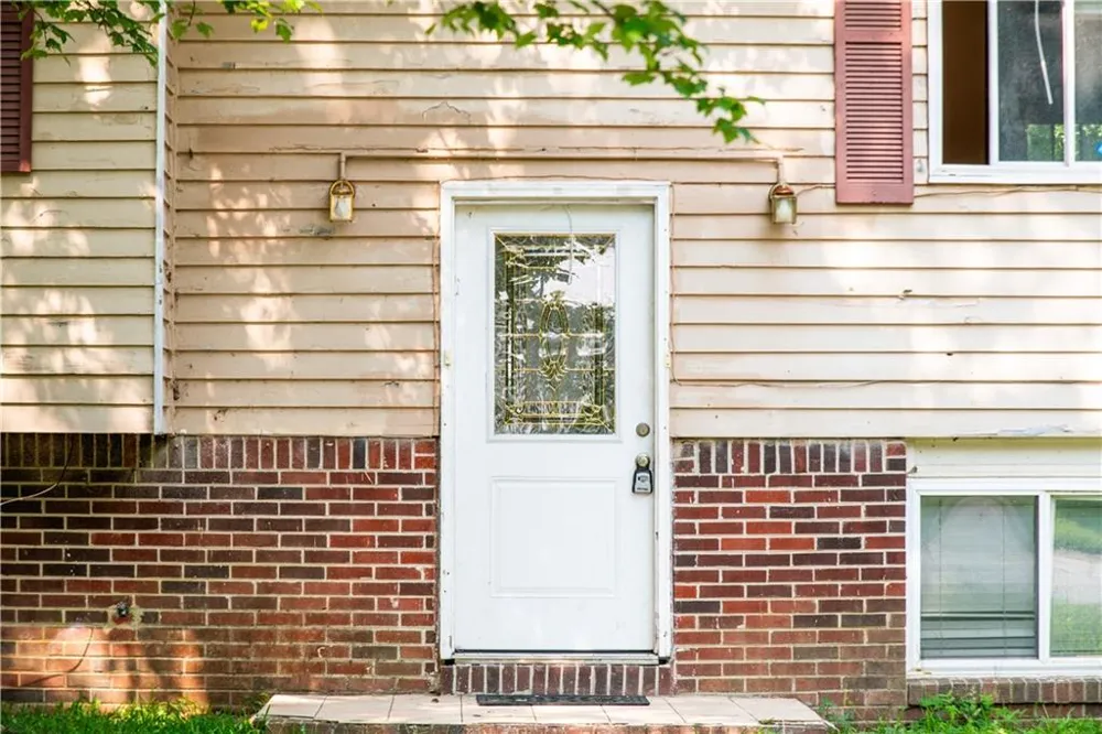 6281 Amherst Drive Riverdale, GA 30274