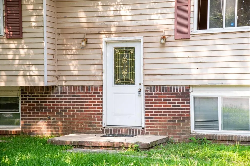 6281 Amherst Drive Riverdale, GA 30274