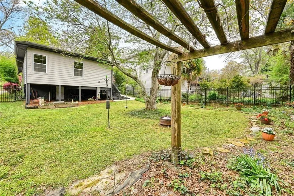 1968 Walker Avenue College Park, GA 30337