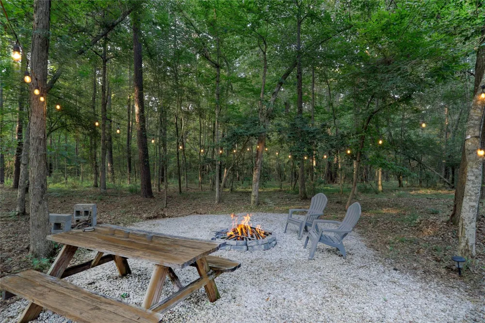 275 Fairview E Livingston, TX 77351