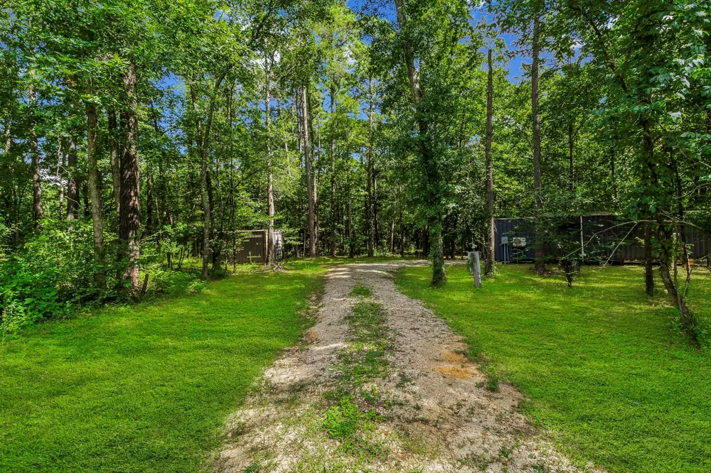 275 Fairview E Livingston, TX 77351