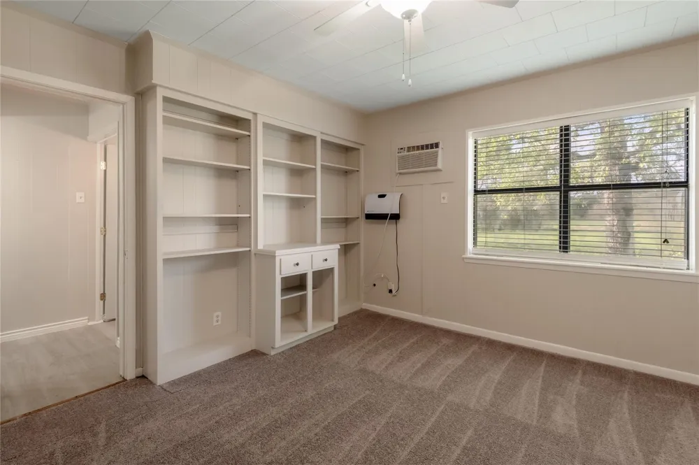 2155 W Us Highway 287 Groveton, TX 75845