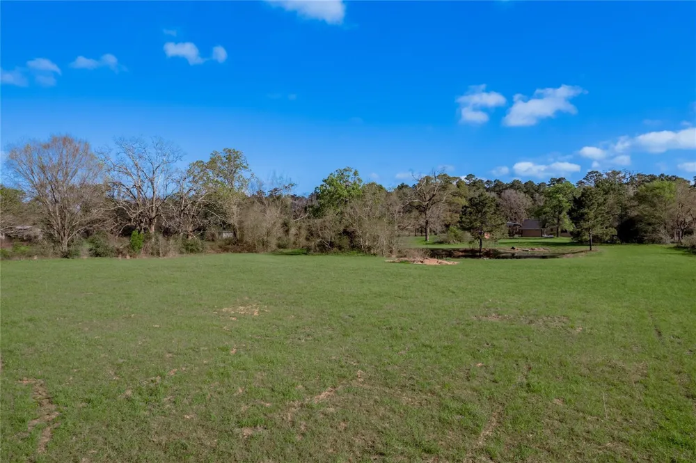 2155 W Us Highway 287 Groveton, TX 75845