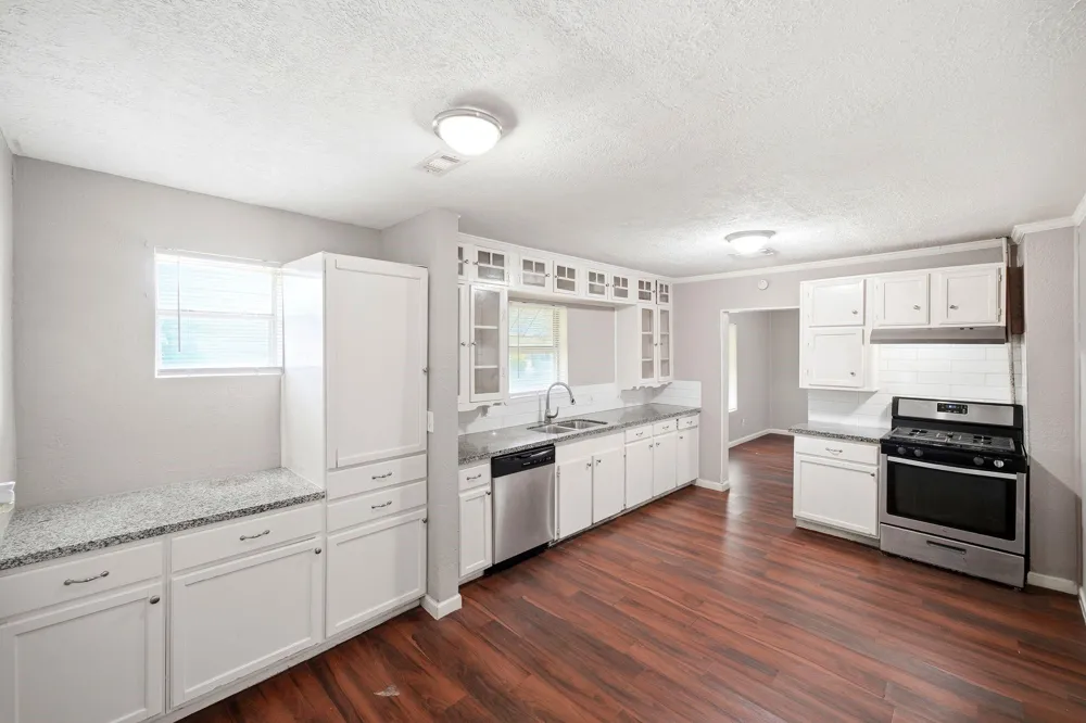 319 W 1st Street Crosby, TX 77532