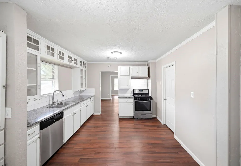 319 W 1st Street Crosby, TX 77532