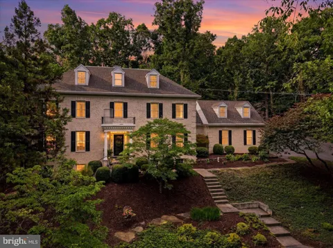 508 WAKEFIELD CIRCLE