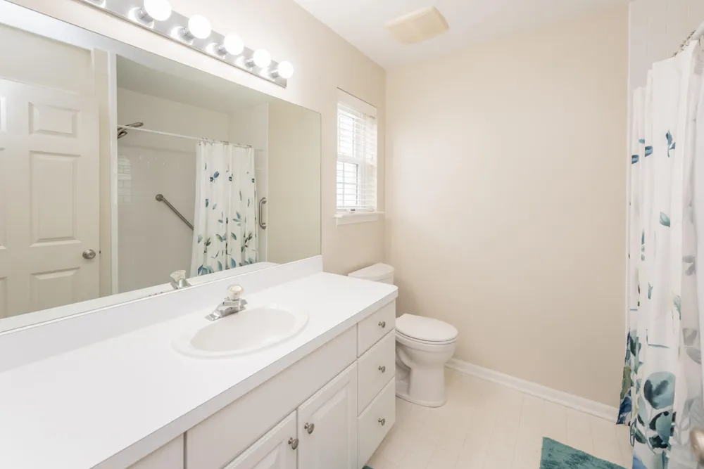 3618 Meadow View Drive Dexter, MI 48130