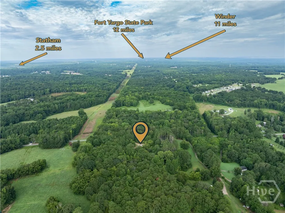 208 Arnold Road SE Statham, GA 30666