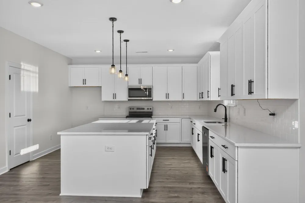 5018 Salient Dr Spring Hill, TN 37174