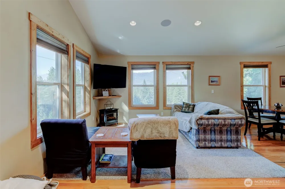 24611 Spur Street Leavenworth, WA 98826