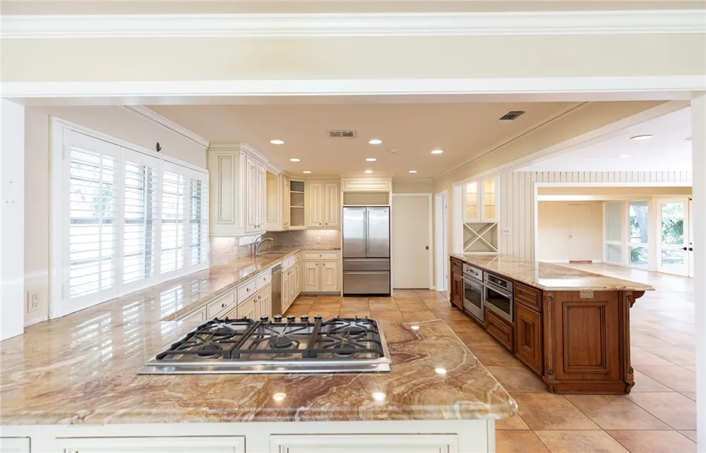 414 Barracuda Place Corpus Christi, TX 78411