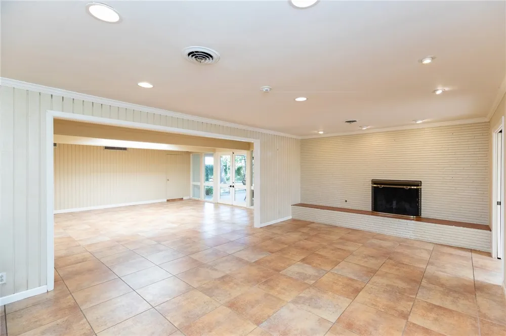 414 Barracuda Place Corpus Christi, TX 78411