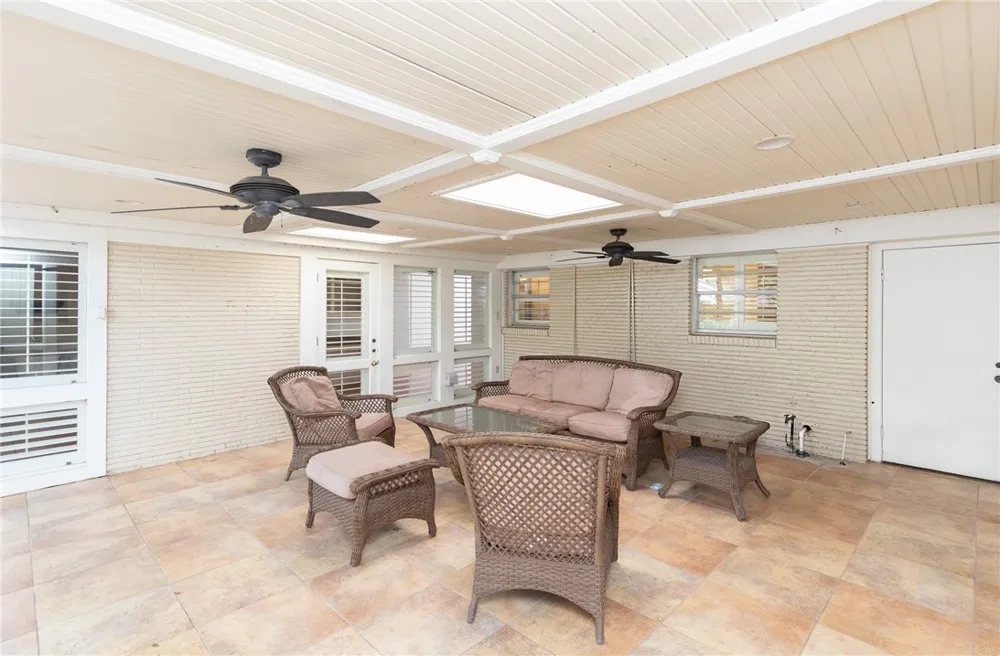 414 Barracuda Place Corpus Christi, TX 78411