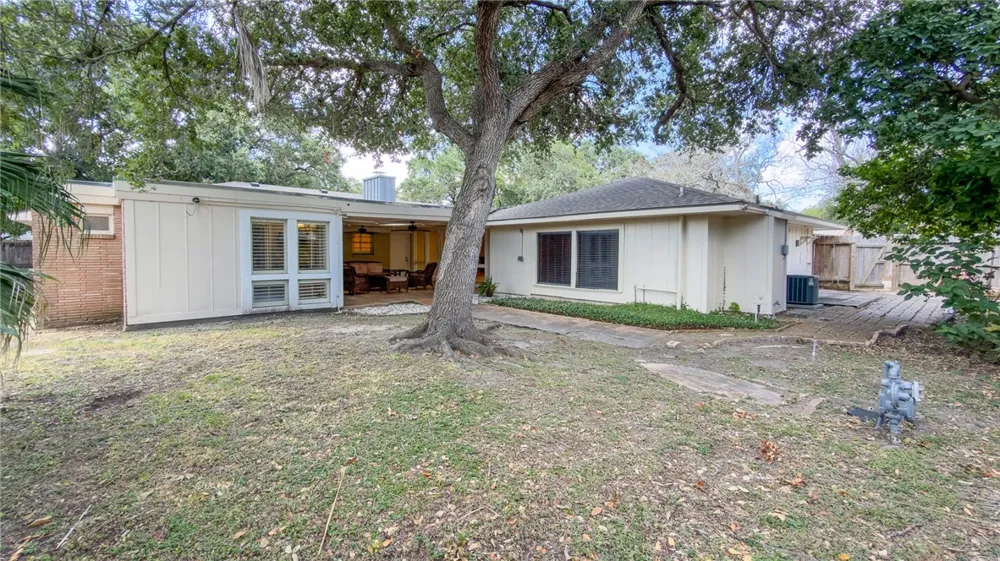 414 Barracuda Place Corpus Christi, TX 78411